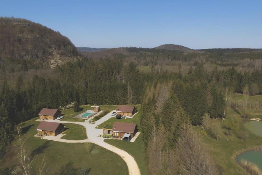NeyGite Jura Mina Chalet Au Milieu De La Nature别墅 外观 照片