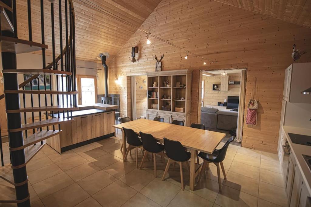 NeyGite Jura Mina Chalet Au Milieu De La Nature别墅 外观 照片